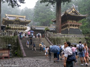 Puerta Yomeimon y torre del tambor