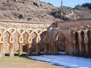 Detalle de los arcos del claustro