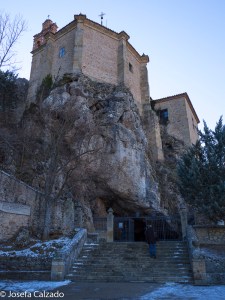 Entrada a la ermita de San Saturio