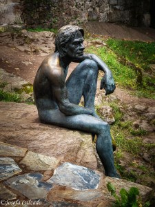 Estatua del hombre pez