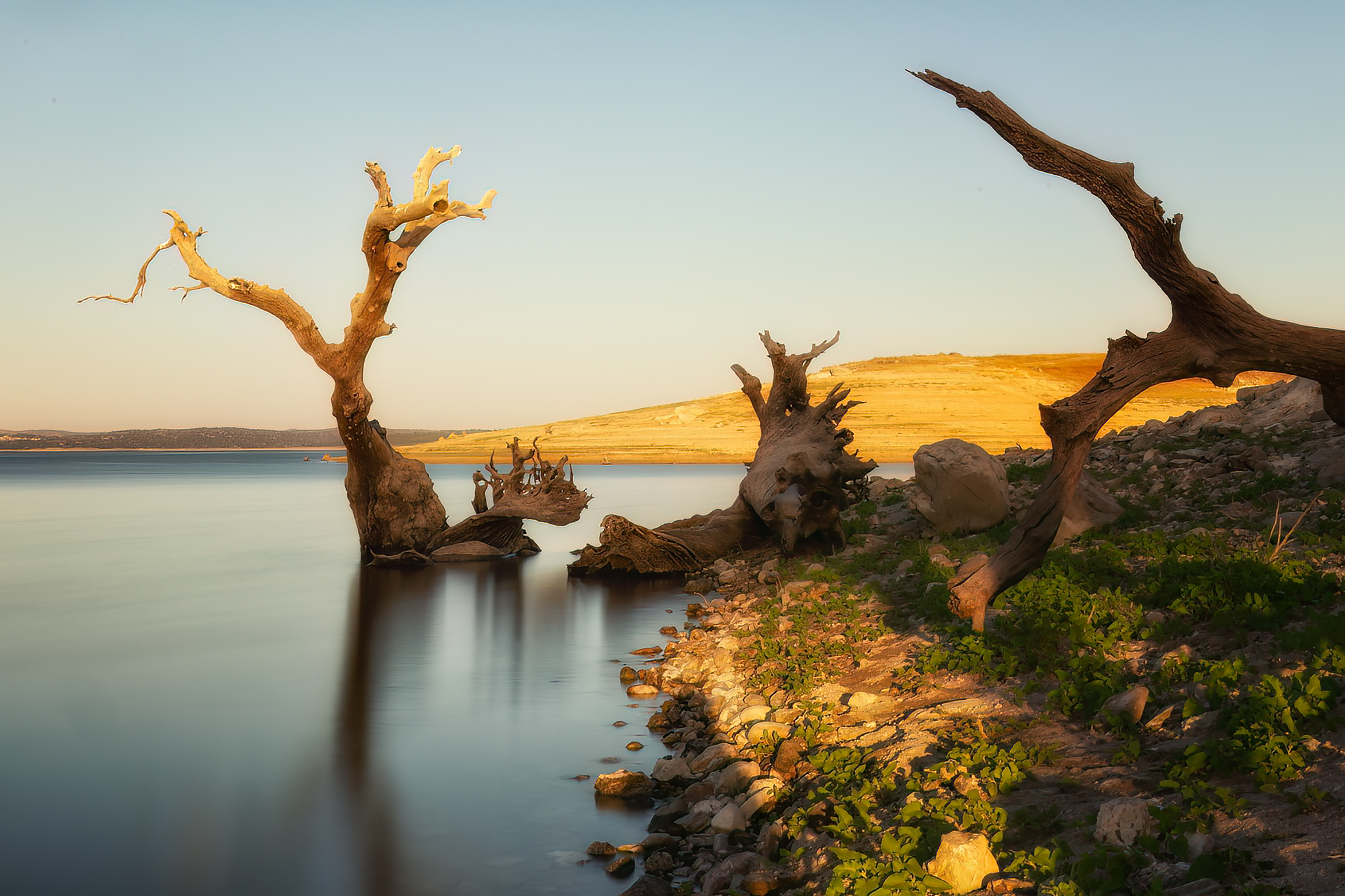 Reflejos en el Pantano de Valdepeñas