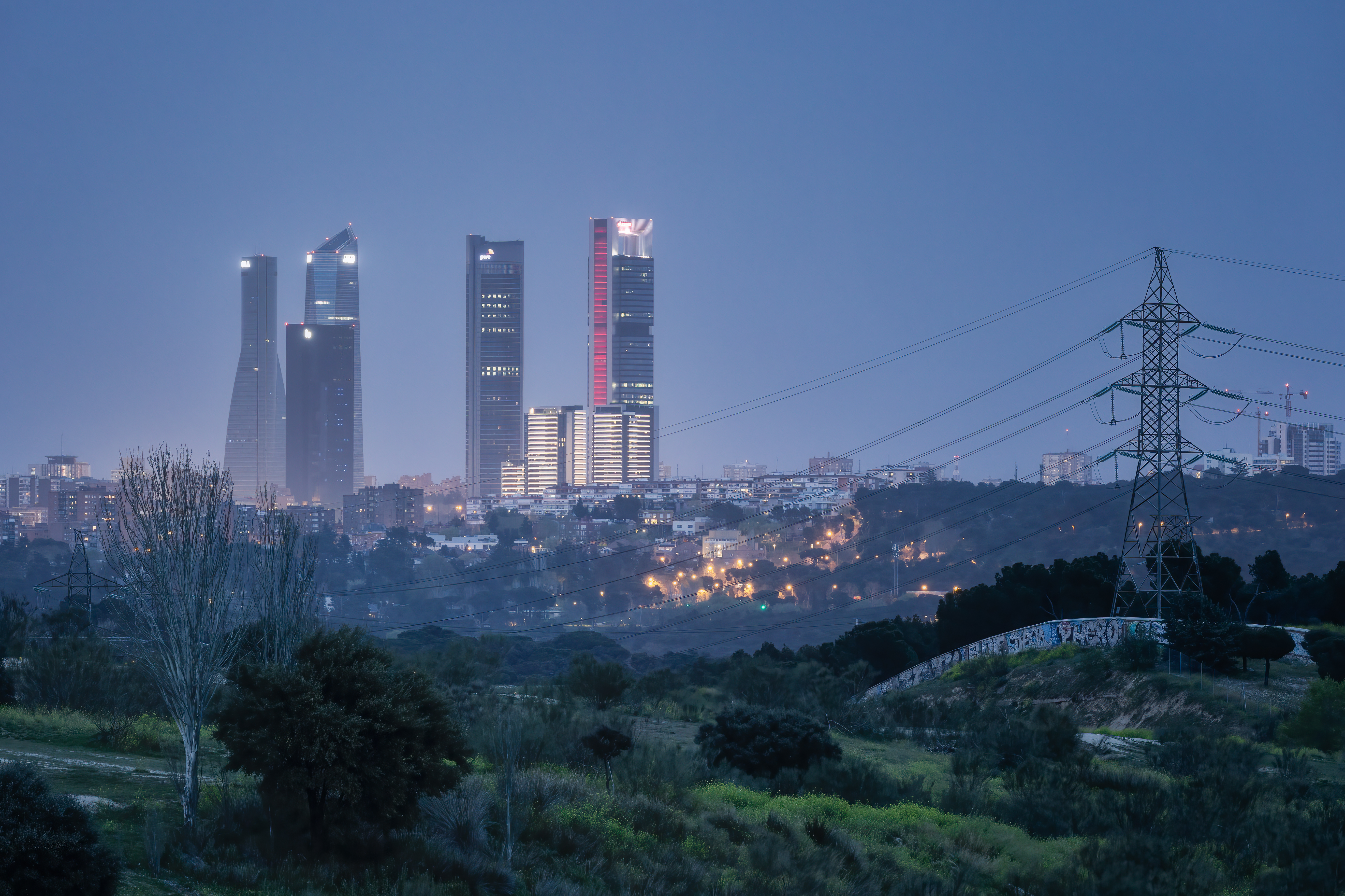 Hora azul en las 5 Torres