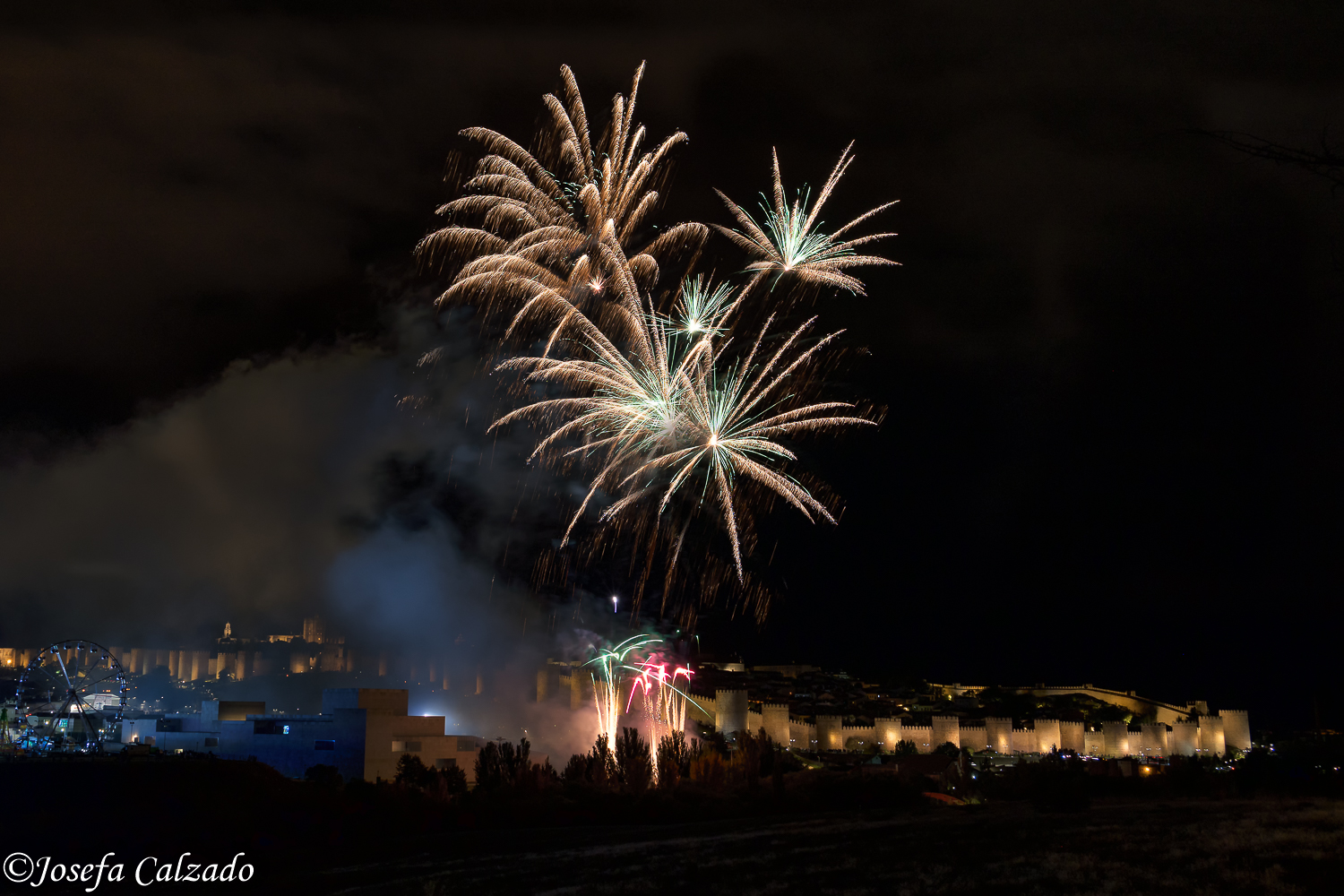 Fuegos Artificiales Ávila